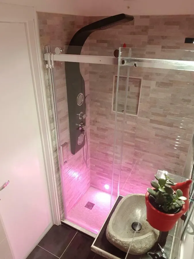 Suite In Milano Certosa Station Διαμέρισμα